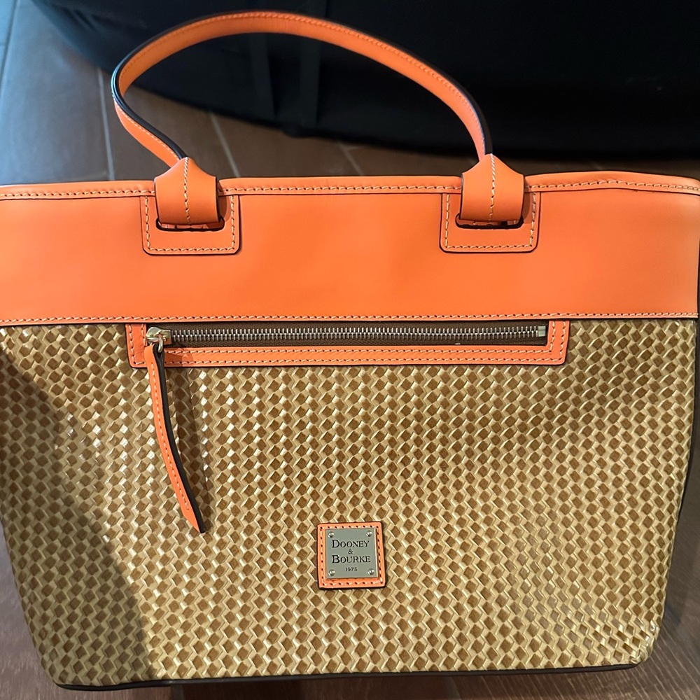 Dooney & Bourke Beacon Woven Zip Tote in Coral and Tan
